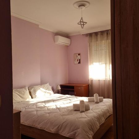 Sandra'S Apartment In Tirana Center Extérieur photo